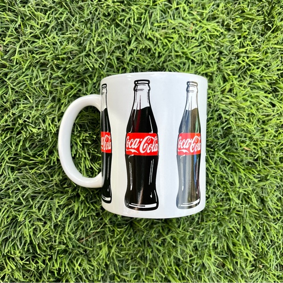 ❣️SALE❣️ Vintage Coca Cola Coffee Mug Cup “ITS THE REAL THING” 3.5” Tall - Picture 1 of 8